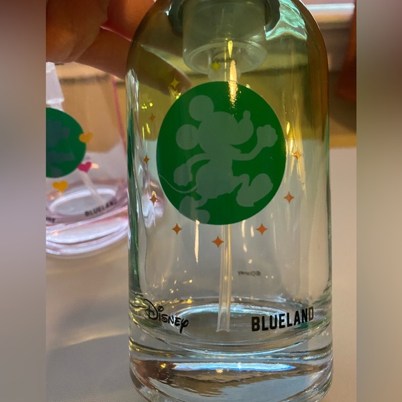 Blueland Disney Minnie and Mickey Foaming Glass Hand Soap Dispensers - Set of 2 - Picture 10 of 12